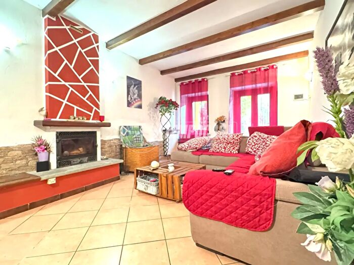 Casa con 5 locali in vendita in Via Damiano Chiesa, Mercenasco