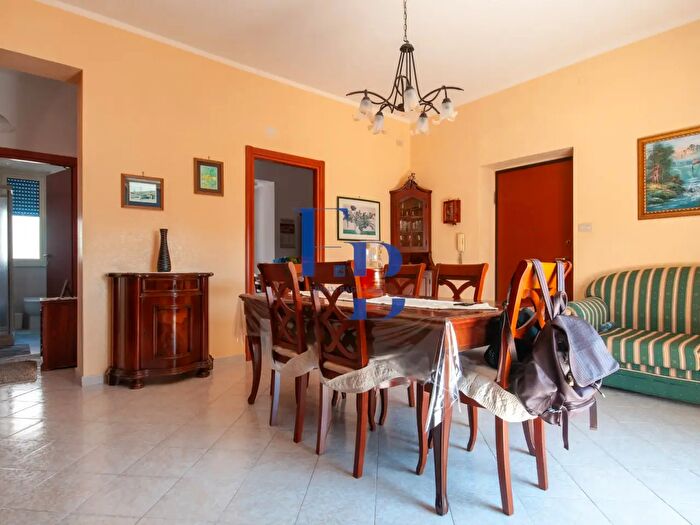 Appartamento quadrilocale in vendita in Via Onofrio Tomaselli, Bagheria