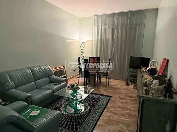 Appartamento trilocale in vendita in Via Fratelli Rosselli, Baranzate