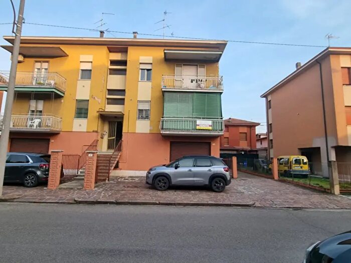 Appartamento trilocale in vendita in Via Emidio Casoli, Carpi