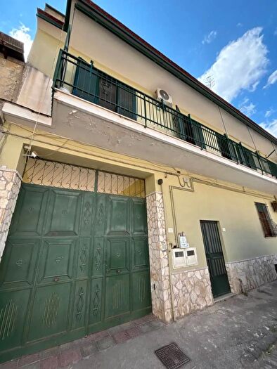 Appartamento trilocale in vendita in Via Padova Crispano, Crispano