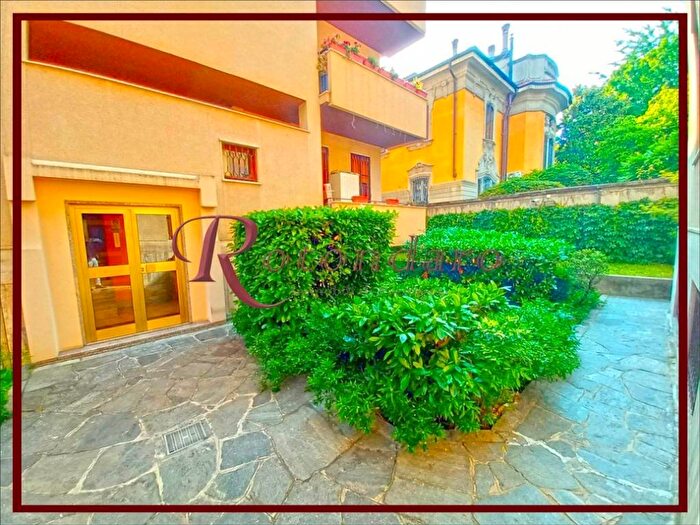 Appartamento bilocale in affitto in Via Monferrato, Washington, Milano