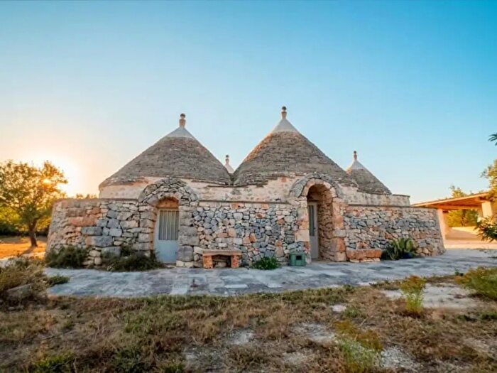 Casa con 5 locali in vendita in Ostuni