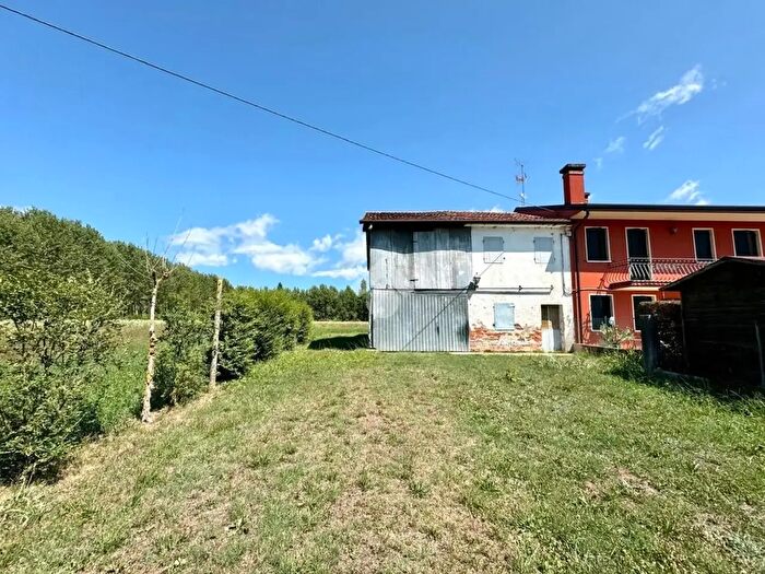 Casa trilocale in vendita in Via Volpine, Piombino Dese