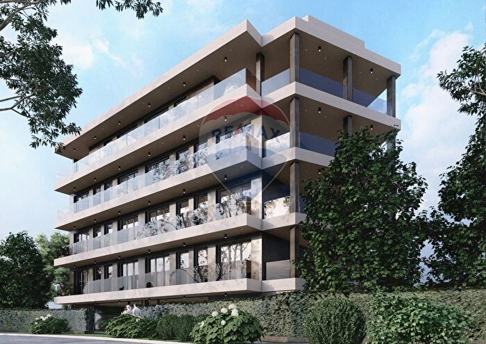 Appartamento trilocale in vendita in Via Palmanova, Rho