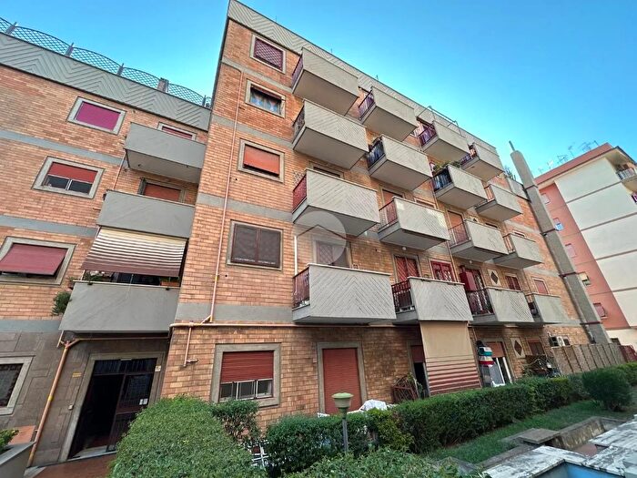 Appartamento bilocale in vendita in Via Federico Delpino, Roma