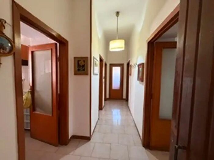Appartamento trilocale in vendita in Modugno