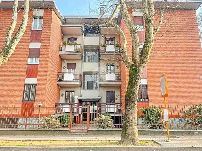 Appartamento trilocale in vendita in Viale Unione, Cusano Milanino