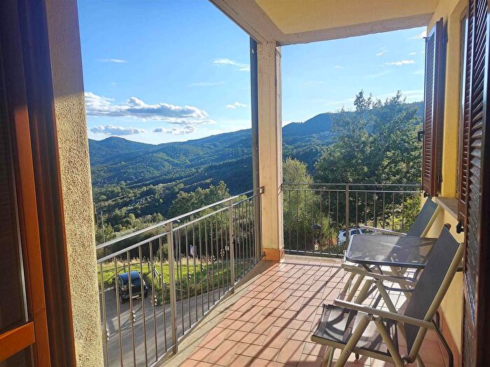 Appartamento con 6 locali in vendita in Piancastagnaio