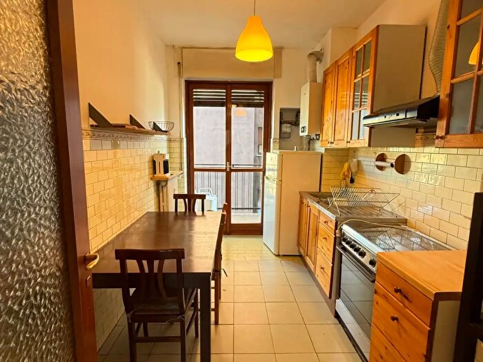 Appartamento quadrilocale in affitto in Via Pavia, Milano