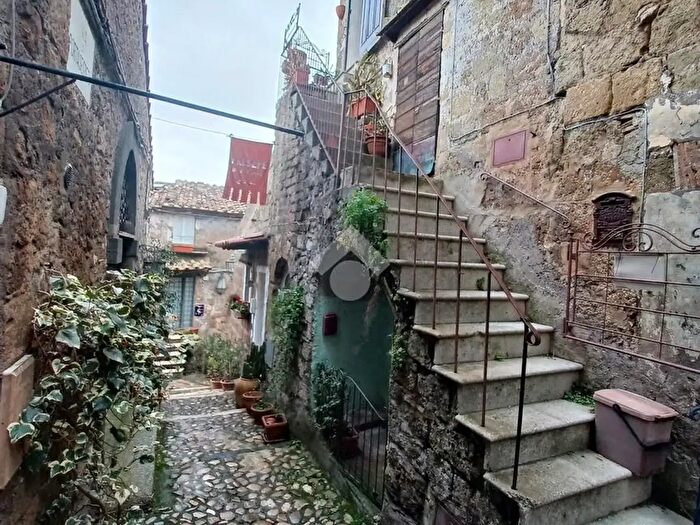 Appartamento trilocale in vendita in V Porta Segreta, Calcata