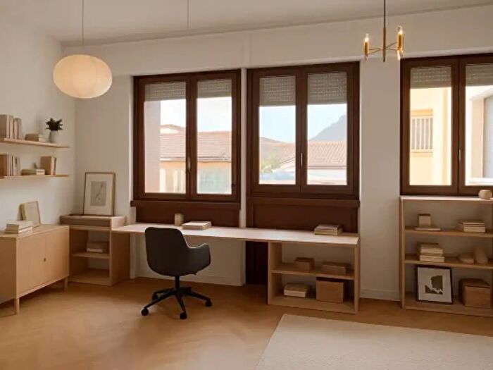 Appartamento trilocale in vendita in Via Annia, Sezze