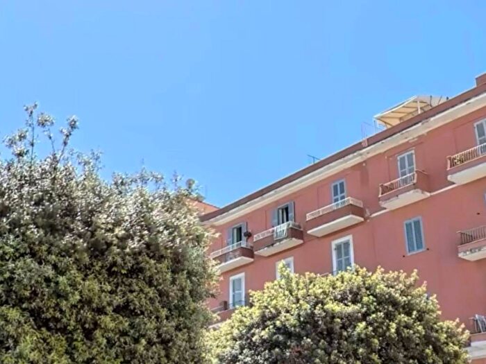 Appartamento trilocale in affitto in Piazza Giuseppe Garibaldi, Centro Storico, Anzio