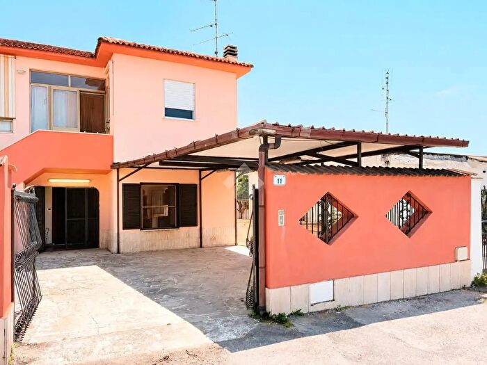 Appartamento quadrilocale in vendita in Via Gubbio, Nettuno