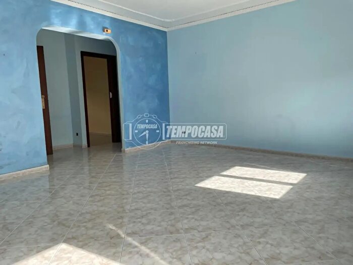 Appartamento quadrilocale in vendita in Via Jacopo Ruffo, Messina