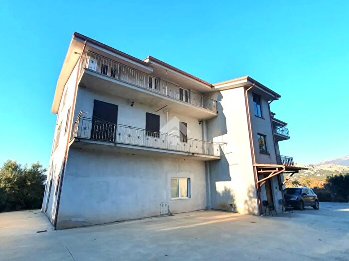 Appartamento quadrilocale in vendita in Contrada Valle Oria, Paliano