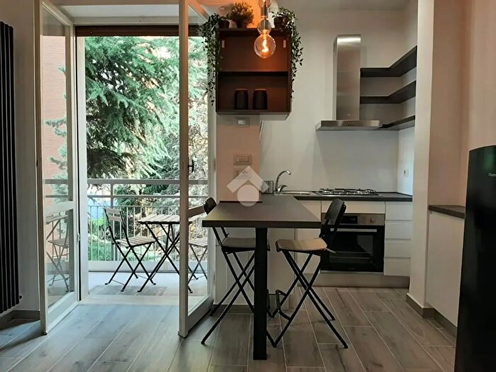 Appartamento monolocale in affitto in Via Bari, Milano