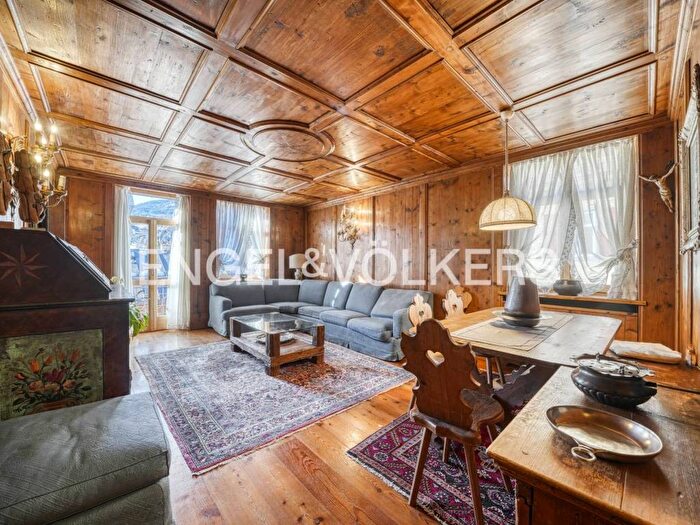 Appartamento con 5 locali in affitto in Centro, Cortina dAmpezzo