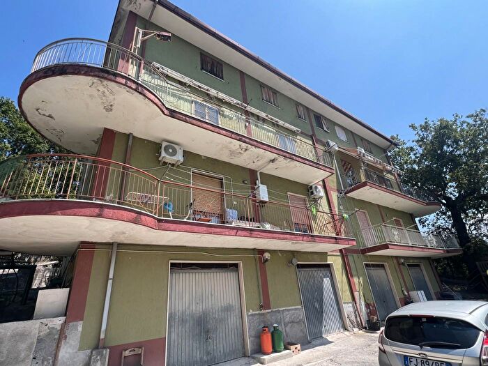 Appartamento con 5 locali in vendita in Via Costa Carrara, Torre Orsaia