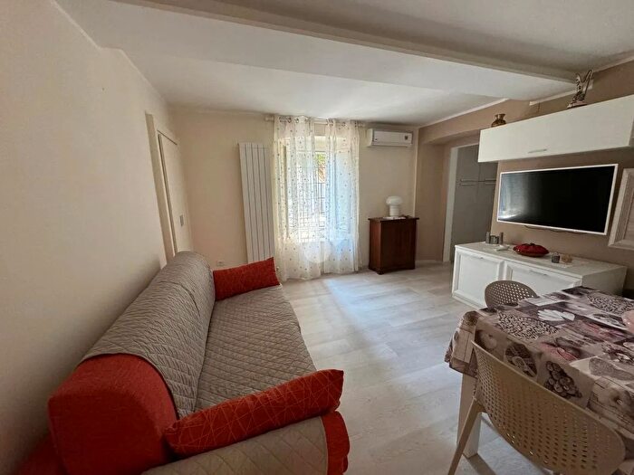 Appartamento quadrilocale in vendita in Via Guglielmo Marconi, Spello