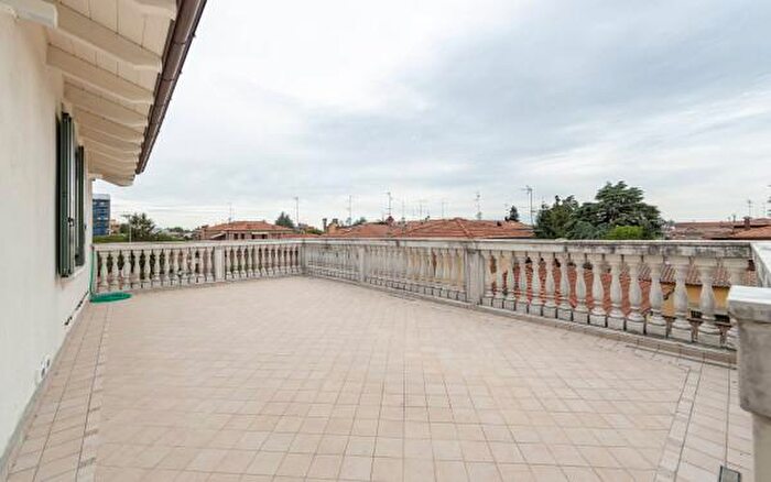 Appartamento trilocale in vendita in Vignola