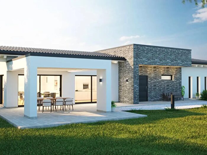 Casa con 8 locali in vendita in Via Belvedere, Pianoro