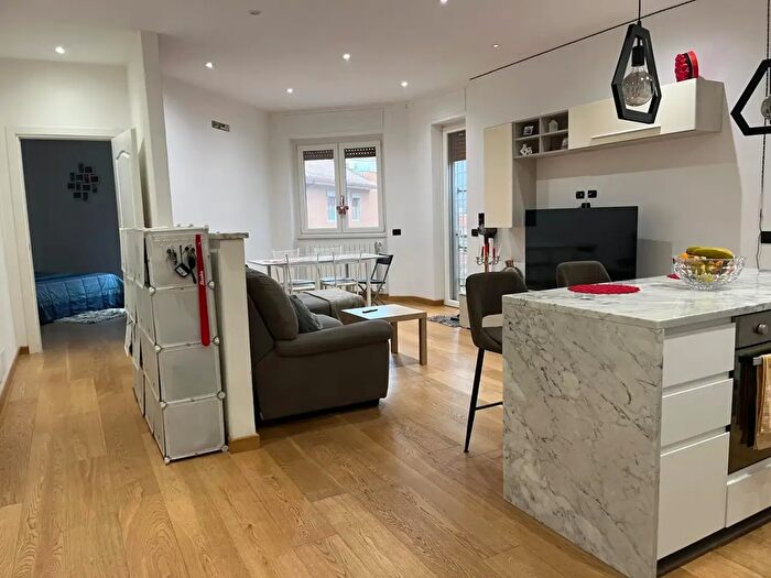 Appartamento quadrilocale in vendita in Viale Giuseppe Genoese Zerbi, Roma