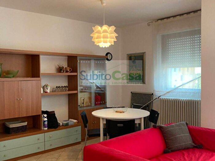 Appartamento trilocale in affitto in Via Papa Giovanni Paolo II, Chieti Scalo, Chieti