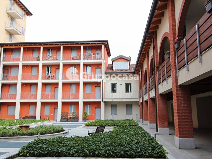 Appartamento bilocale in affitto in Via Cardinale Branda Castiglioni, Bovisa, Milano