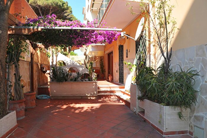 Appartamento trilocale in vendita in Anzio