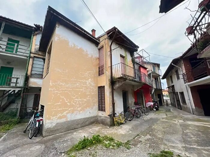 Casa in vendita in Via Canonici, Stezzano