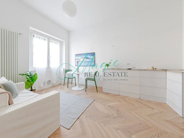 Appartamento bilocale in vendita in Via Luigi Capranica, Milano