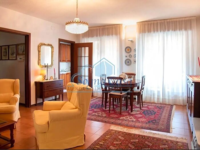 Appartamento quadrilocale in vendita in Sarzana