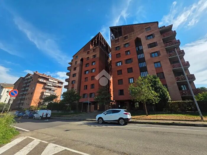 Appartamento con 5 locali in vendita in Via Pellice, Rivoli