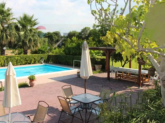 Casa con 16 locali in vendita in Contrada Arcile Sn, Augusta