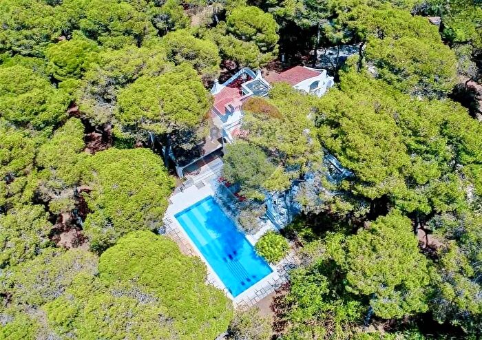 Casa con 5 locali in vendita in Riva dei Tessali, Castellaneta