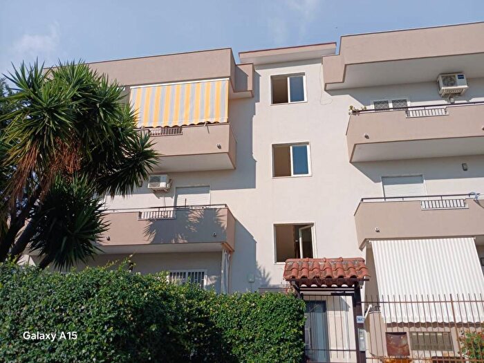 Appartamento bilocale in affitto in Via Marano Quarto, Marano di Napoli