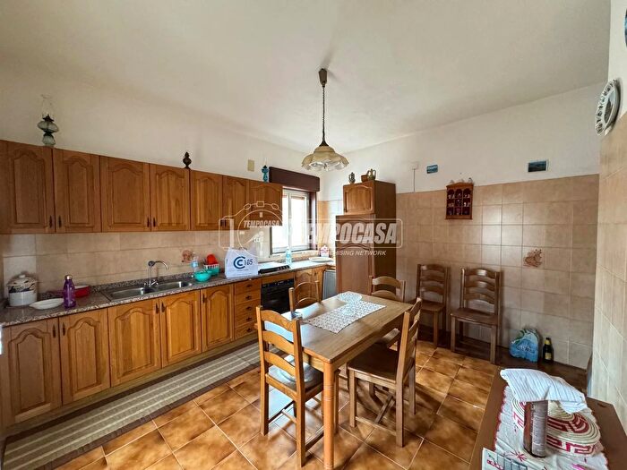 Appartamento trilocale in vendita in Via Maestra, Messina