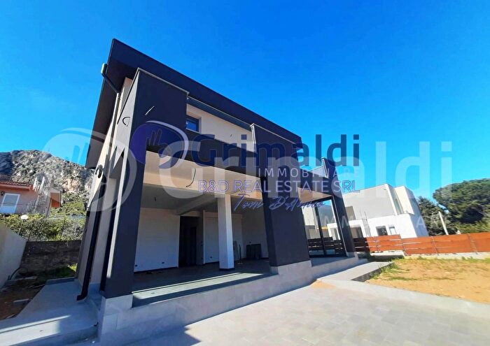 Casa con 5 locali in vendita in Contrada Chiesazza Sperone, Altavilla Milicia