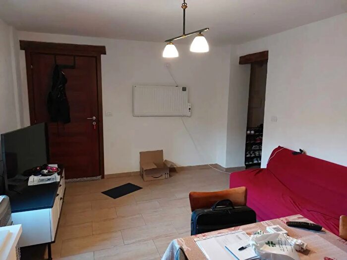 Appartamento trilocale in affitto in Medesano