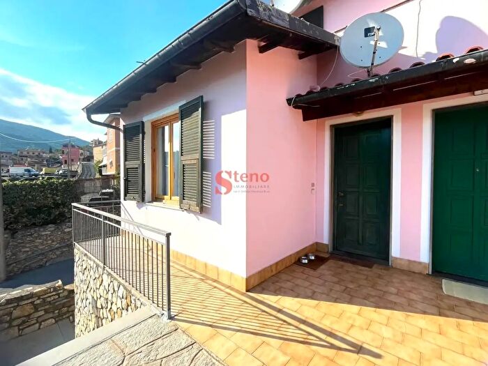 Casa quadrilocale in vendita in Via Pio XII, Pontedassio