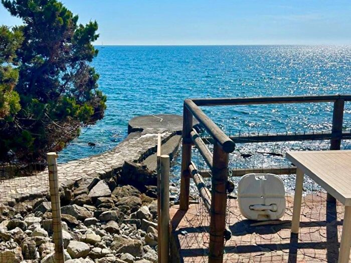 Appartamento trilocale in affitto in Strada Provinciale Vecchia Aurelia, Chioma Nibbiaia, Rosignano Marittimo