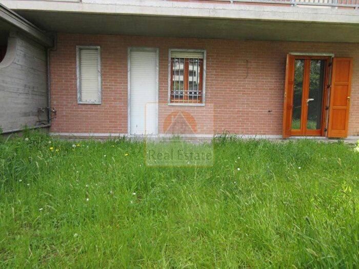 Appartamento trilocale in affitto in Via dei Mille, Marina di Carrara, Carrara