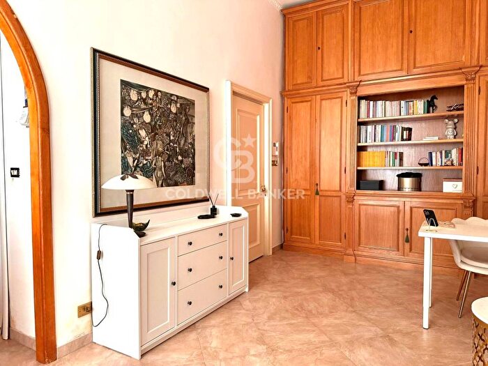 Appartamento bilocale in affitto in vico vasto a chiaia, Chiaia, Napoli