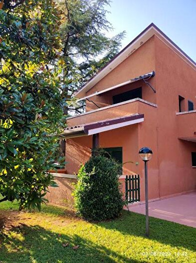 Appartamento bilocale in affitto in Via Richard Wagner, Centro, Sirmione