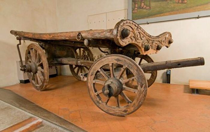 Casa con 6 locali in vendita in Via Tresinaro, Reggio Emilia