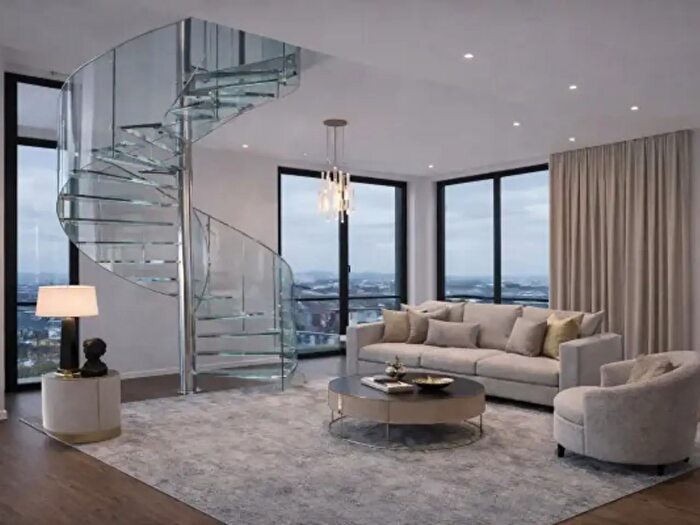 Appartamento quadrilocale in vendita in Via della Pace, Villafranca Di Verona