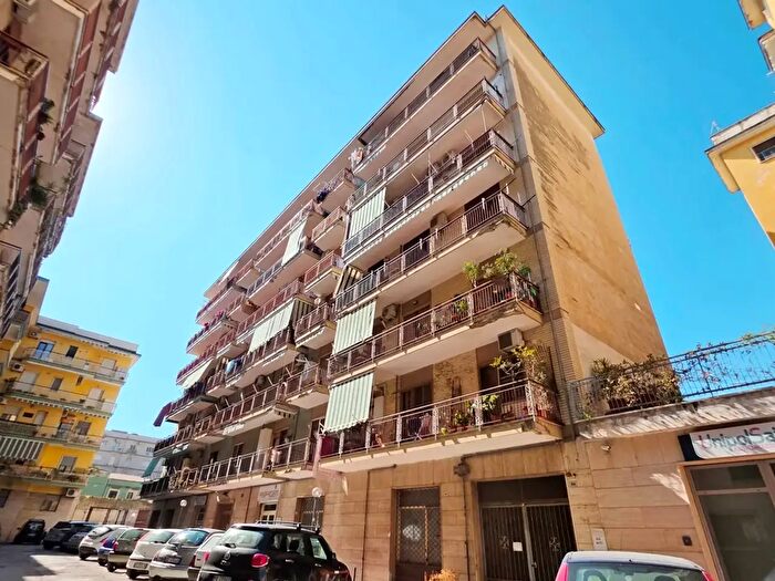 Appartamento trilocale in vendita in Via Roma, Maddaloni