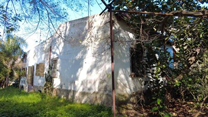 Casa con 5 locali in vendita in Via Lentia, Lipari