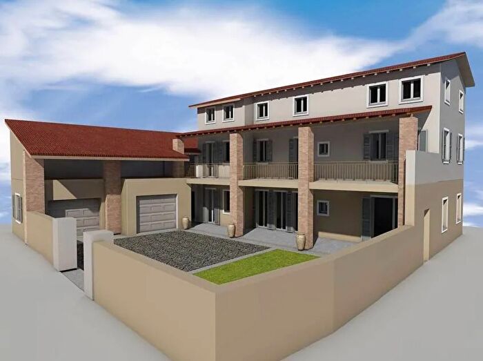 Casa con 7 locali in vendita in Offanengo